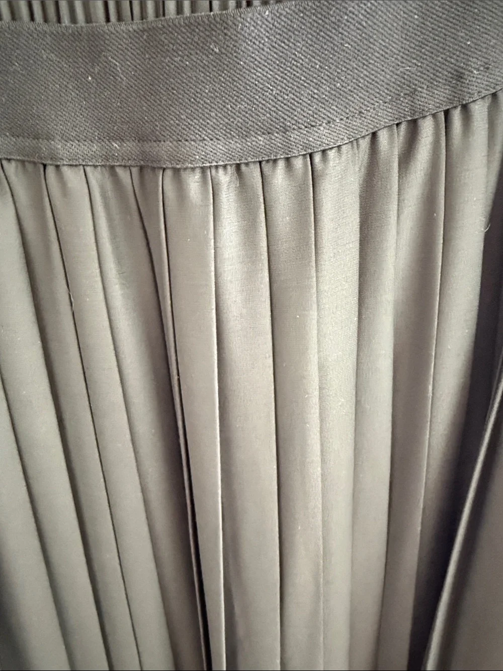 BCBG Max Azria - Picture 6 of 13